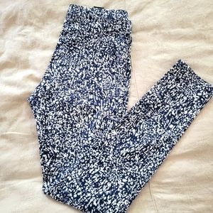 H&M - 8 - Blue and white stretchy straight leg pants